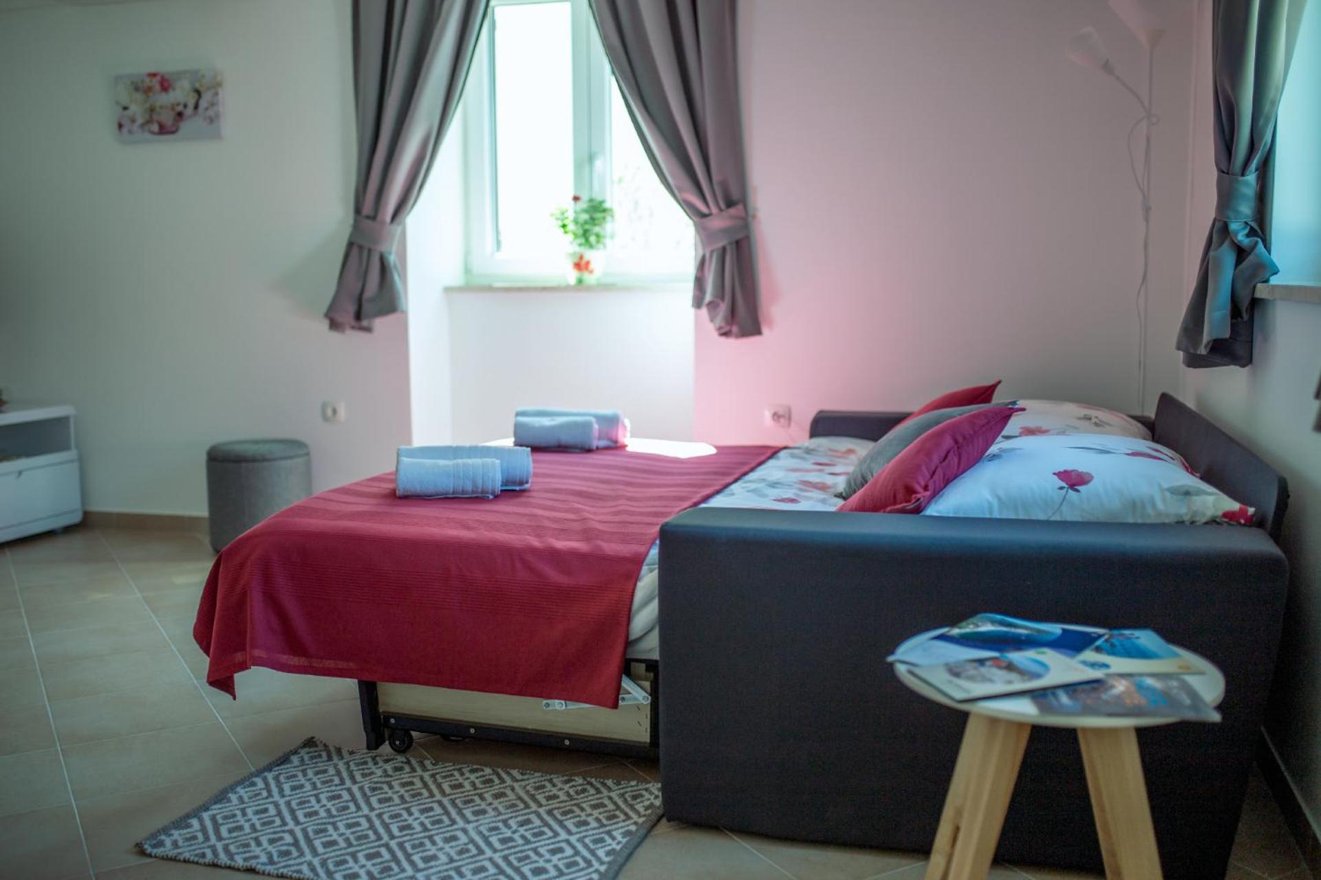 Apartment Podini Brsec Bagian luar foto