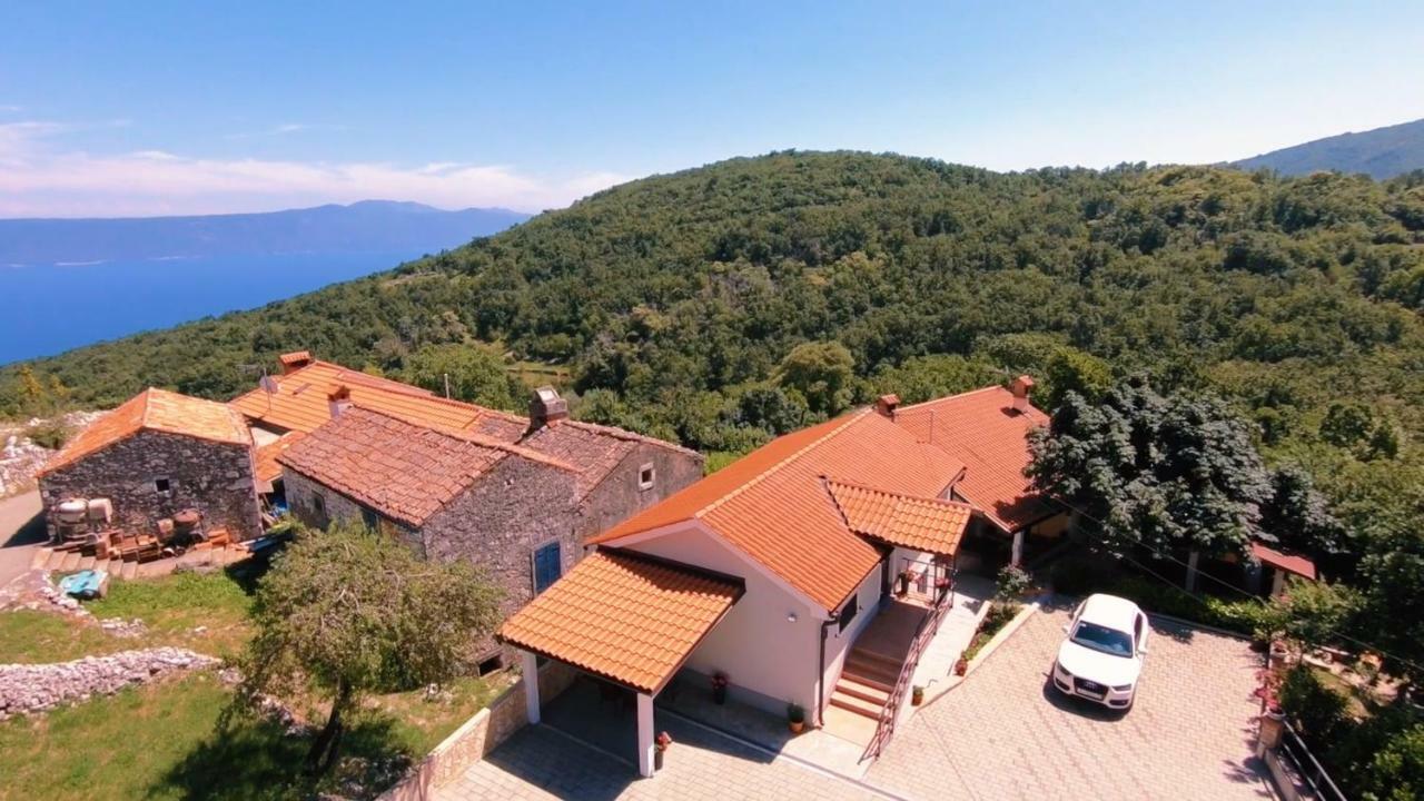 Apartment Podini Brsec Bagian luar foto